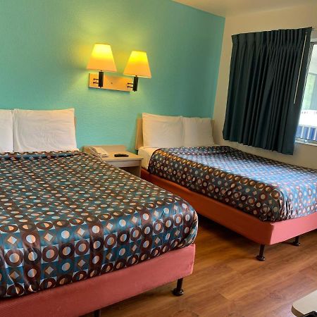 Vagabond Inn Sylmar Лос-Анджелес Экстерьер фото